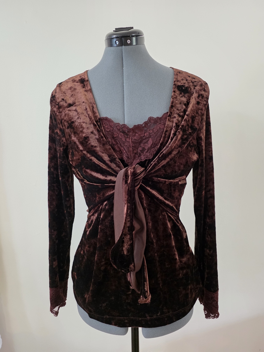 Vintage Y2K Susan Lawrence Brown Crushed Velvet Tie-Front Top Lace Trim Cami